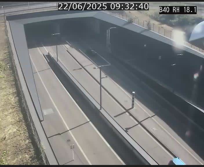 <h2>Webcam sur la route de contournement d'Esch-Belval avant le tunnel Central Gate au niveau de la porte de France et du radar fixe</h2>