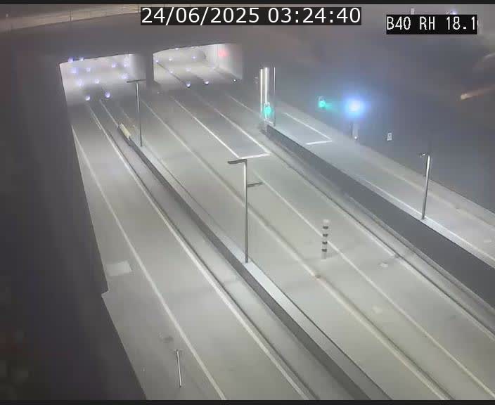 <h2>Webcam sur la route de contournement d'Esch-Belval avant le tunnel Central Gate au niveau de la porte de France et du radar fixe</h2>