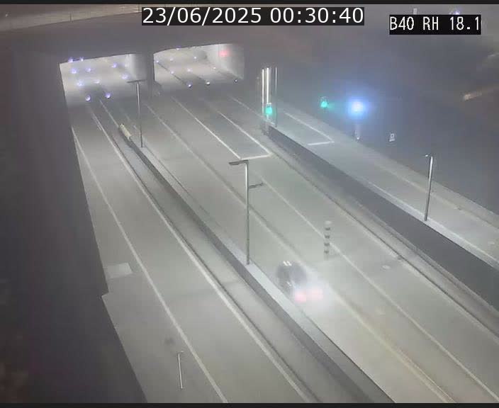 <h2>Webcam sur la route de contournement d'Esch-Belval avant le tunnel Central Gate au niveau de la porte de France et du radar fixe</h2>