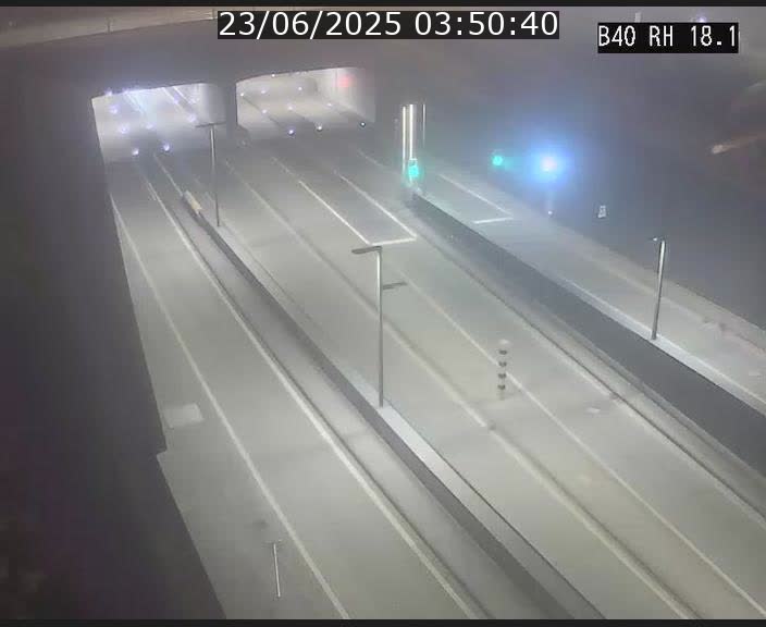 <h2>Webcam sur la route de contournement d'Esch-Belval avant le tunnel Central Gate au niveau de la porte de France et du radar fixe</h2>