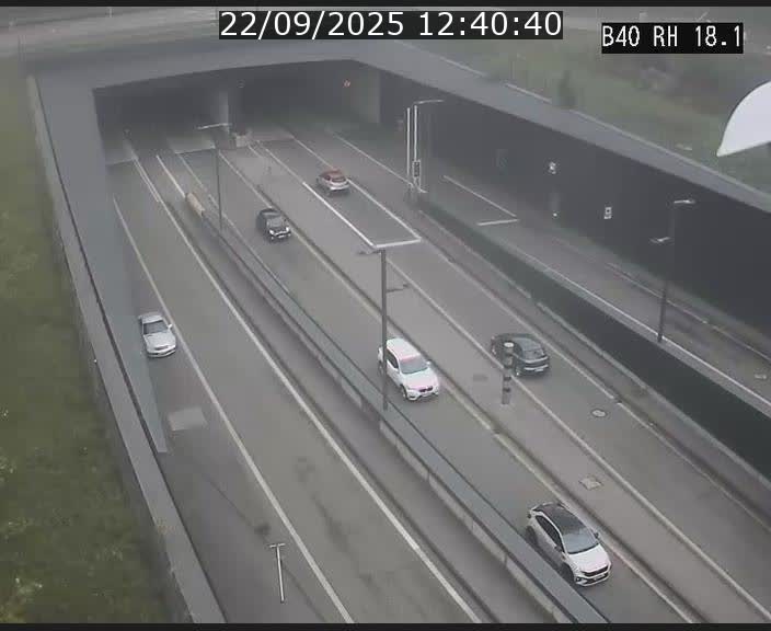 <h2>Webcam sur la route de contournement d'Esch-Belval avant le tunnel Central Gate au niveau de la porte de France et du radar fixe</h2>