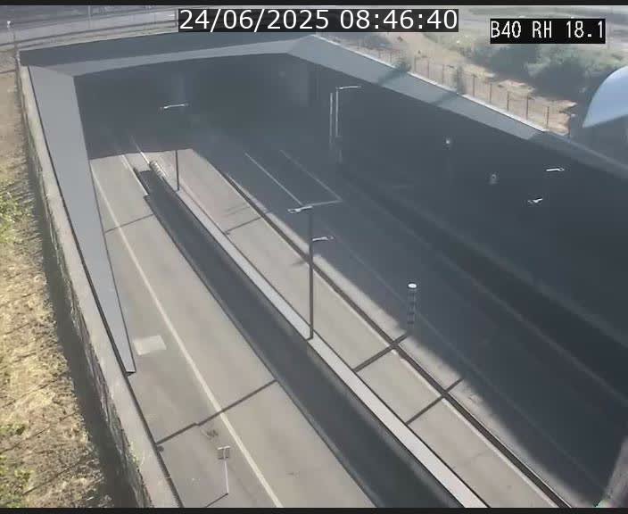 <h2>Webcam sur la route de contournement d'Esch-Belval avant le tunnel Central Gate au niveau de la porte de France et du radar fixe</h2>