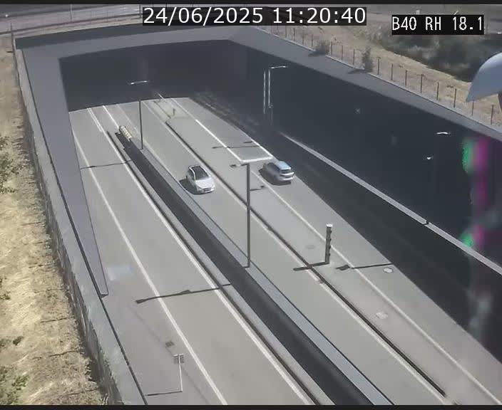 <h2>Webcam sur la route de contournement d'Esch-Belval avant le tunnel Central Gate au niveau de la porte de France et du radar fixe</h2>
