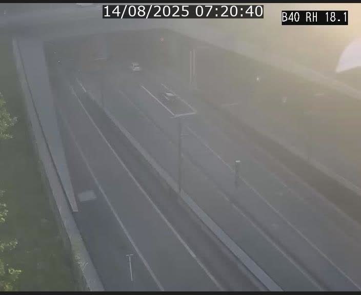<h2>Webcam sur la route de contournement d'Esch-Belval avant le tunnel Central Gate au niveau de la porte de France et du radar fixe</h2>