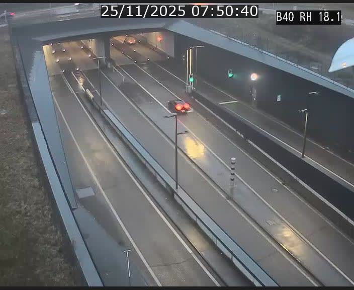 <h2>Webcam sur la route de contournement d'Esch-Belval avant le tunnel Central Gate au niveau de la porte de France et du radar fixe</h2>