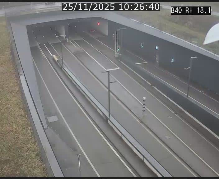<h2>Webcam sur la route de contournement d'Esch-Belval avant le tunnel Central Gate au niveau de la porte de France et du radar fixe</h2>
