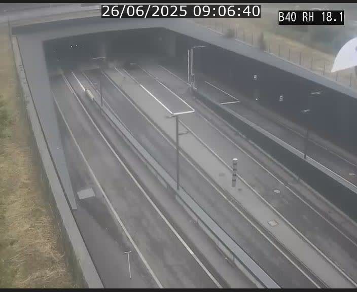 <h2>Webcam sur la route de contournement d'Esch-Belval avant le tunnel Central Gate au niveau de la porte de France et du radar fixe</h2>