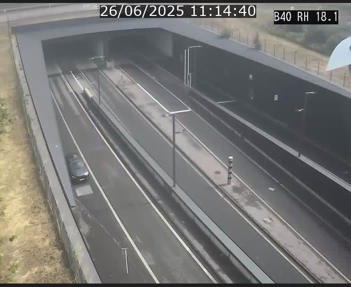 <h2>Webcam sur la route de contournement d'Esch-Belval avant le tunnel Central Gate au niveau de la porte de France et du radar fixe</h2>