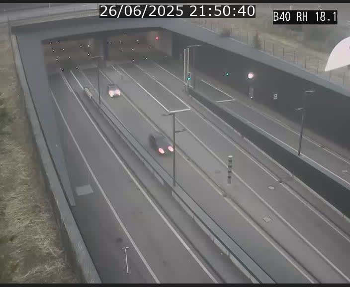 <h2>Webcam sur la route de contournement d'Esch-Belval avant le tunnel Central Gate au niveau de la porte de France et du radar fixe</h2>