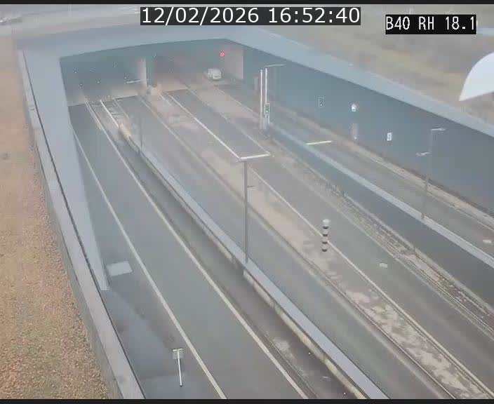 Webcam sur la route de contournement d'Esch-Belval avant le tunnel Central Gate au niveau de la porte de France et du radar fixe