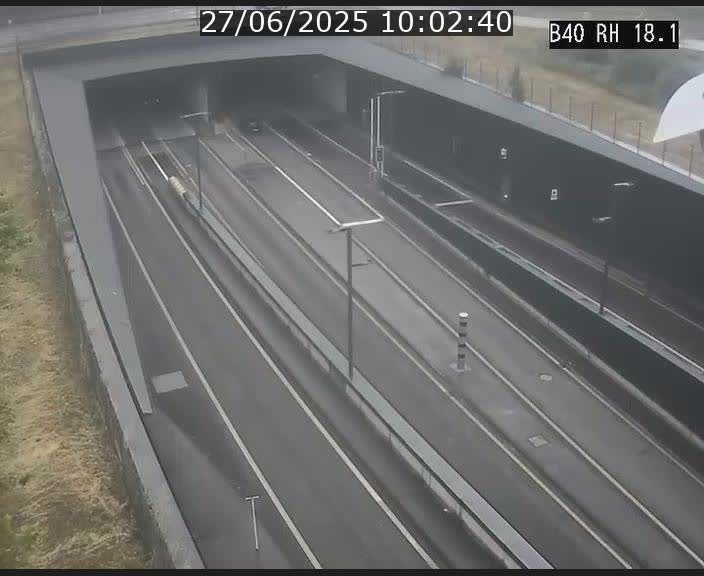 <h2>Webcam sur la route de contournement d'Esch-Belval avant le tunnel Central Gate au niveau de la porte de France et du radar fixe</h2>