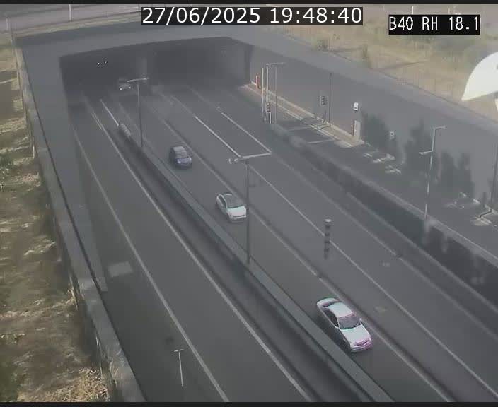 <h2>Webcam sur la route de contournement d'Esch-Belval avant le tunnel Central Gate au niveau de la porte de France et du radar fixe</h2>