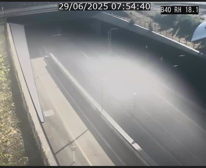 <h2>Webcam sur la route de contournement d'Esch-Belval avant le tunnel Central Gate au niveau de la porte de France et du radar fixe</h2>