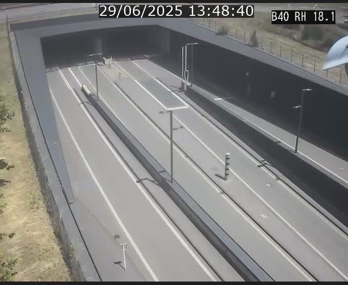<h2>Webcam sur la route de contournement d'Esch-Belval avant le tunnel Central Gate au niveau de la porte de France et du radar fixe</h2>