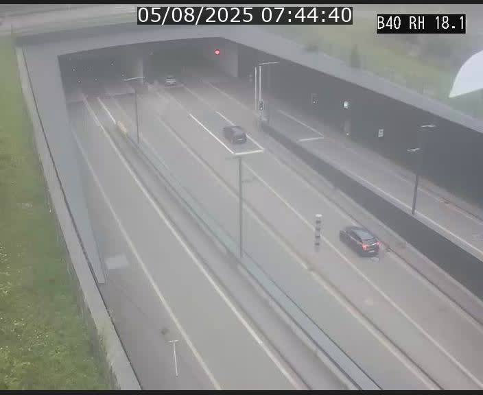 <h2>Webcam sur la route de contournement d'Esch-Belval avant le tunnel Central Gate au niveau de la porte de France et du radar fixe</h2>