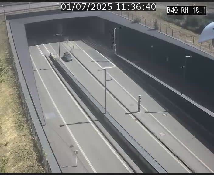 <h2>Webcam sur la route de contournement d'Esch-Belval avant le tunnel Central Gate au niveau de la porte de France et du radar fixe</h2>