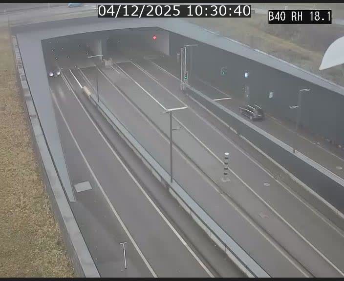 <h2>Webcam sur la route de contournement d'Esch-Belval avant le tunnel Central Gate au niveau de la porte de France et du radar fixe</h2>