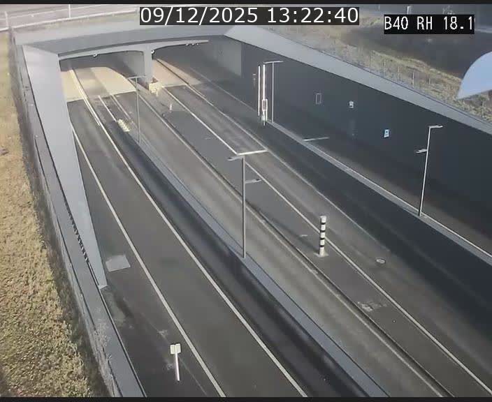 <h2>Webcam sur la route de contournement d'Esch-Belval avant le tunnel Central Gate au niveau de la porte de France et du radar fixe</h2>
