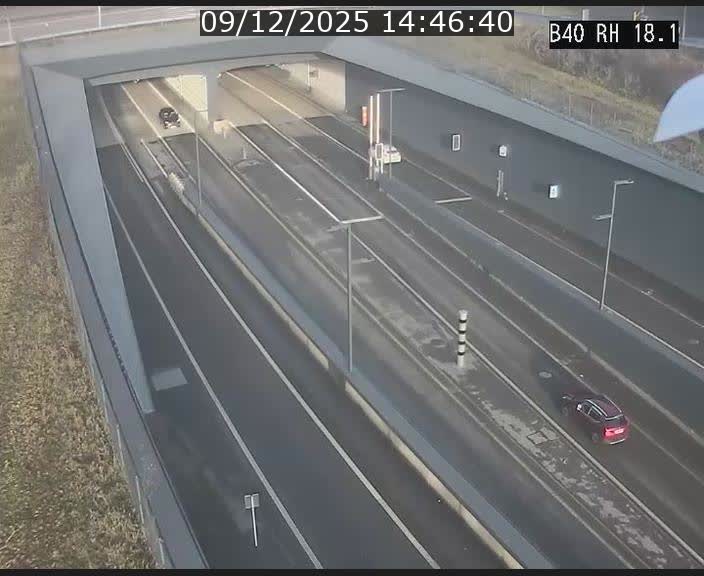 <h2>Webcam sur la route de contournement d'Esch-Belval avant le tunnel Central Gate au niveau de la porte de France et du radar fixe</h2>