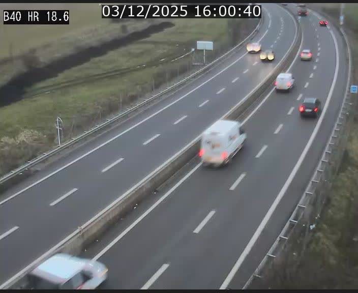 <h2>Webcam sur la route de liaison entre Micheville et Esch-Belval à la frontière entre le Luxembourg et la France. Vue orientée vers la Lorraine.</h2>