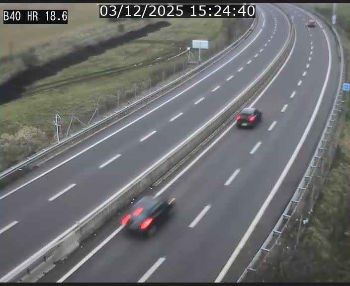 <h2>Webcam sur la route de liaison entre Micheville et Esch-Belval à la frontière entre le Luxembourg et la France. Vue orientée vers la Lorraine.</h2>