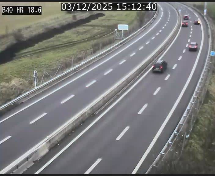 <h2>Webcam sur la route de liaison entre Micheville et Esch-Belval à la frontière entre le Luxembourg et la France. Vue orientée vers la Lorraine.</h2>