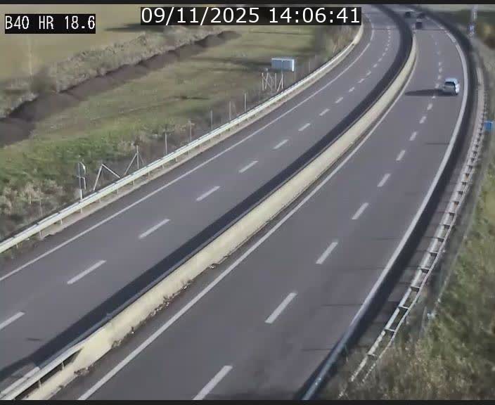 <h2>Webcam sur la route de liaison entre Micheville et Esch-Belval à la frontière entre le Luxembourg et la France. Vue orientée vers la Lorraine.</h2>