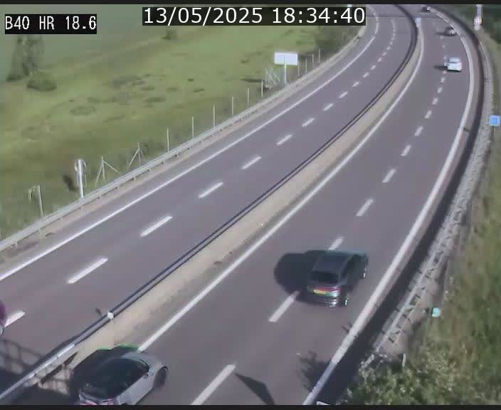 <h2>Webcam sur la route de liaison entre Micheville et Esch-Belval à la frontière entre le Luxembourg et la France. Vue orientée vers la Lorraine.</h2>