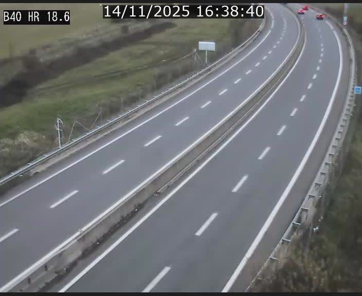 <h2>Webcam sur la route de liaison entre Micheville et Esch-Belval à la frontière entre le Luxembourg et la France. Vue orientée vers la Lorraine.</h2>