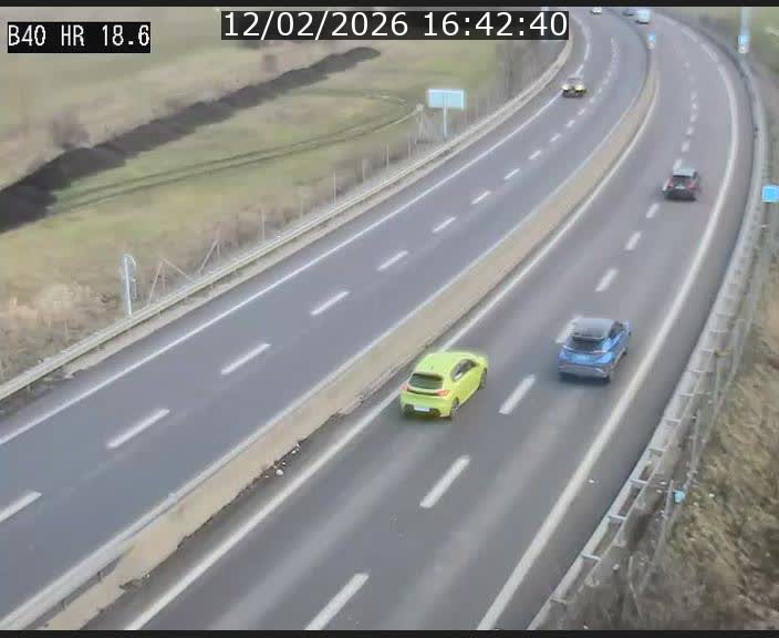 Webcam sur la route de liaison entre Micheville et Esch-Belval à la frontière entre le Luxembourg et la France. Vue orientée vers la Lorraine.
