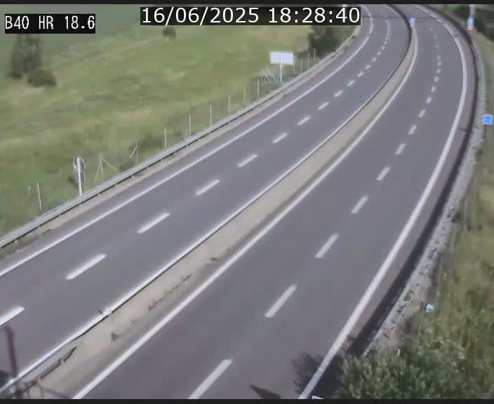 Webcam sur la route de liaison entre Micheville et Esch-Belval à la frontière entre le Luxembourg et la France. Vue orientée vers la Lorraine.
