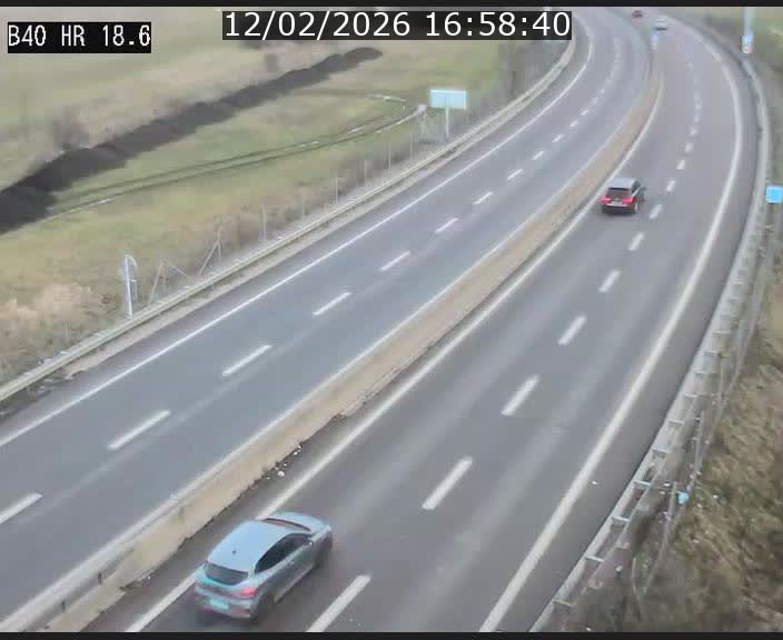 <h2>Webcam sur la route de liaison entre Micheville et Esch-Belval à la frontière entre le Luxembourg et la France. Vue orientée vers la Lorraine.</h2>