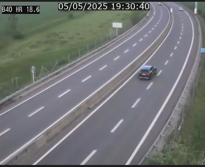 Webcam sur la route de liaison entre Micheville et Esch-Belval à la frontière entre le Luxembourg et la France. Vue orientée vers la Lorraine.