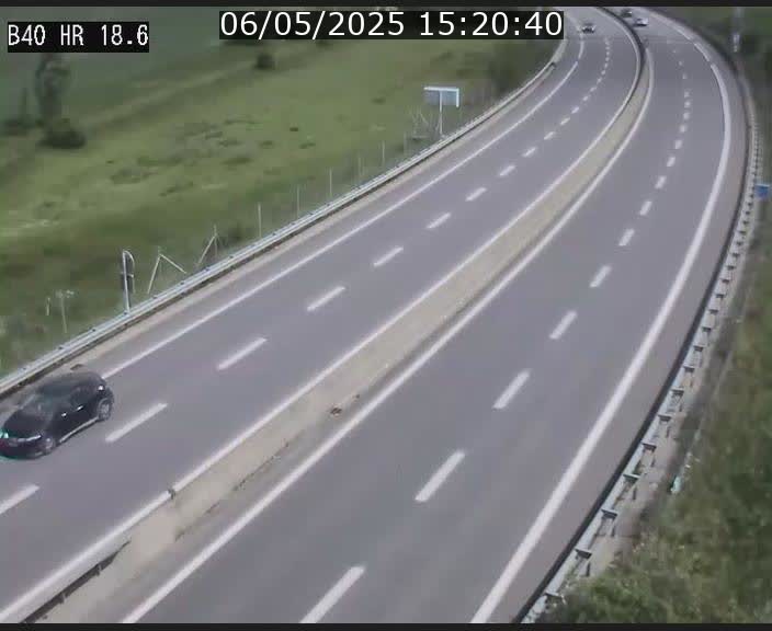Webcam sur la route de liaison entre Micheville et Esch-Belval à la frontière entre le Luxembourg et la France. Vue orientée vers la Lorraine.
