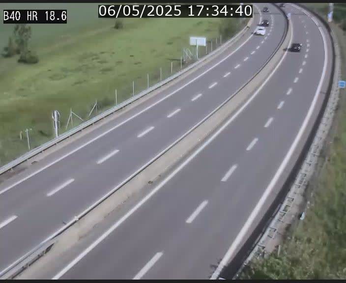 Webcam sur la route de liaison entre Micheville et Esch-Belval à la frontière entre le Luxembourg et la France. Vue orientée vers la Lorraine.