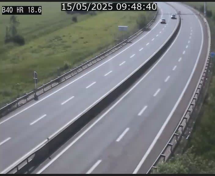 Webcam sur la route de liaison entre Micheville et Esch-Belval à la frontière entre le Luxembourg et la France. Vue orientée vers la Lorraine.