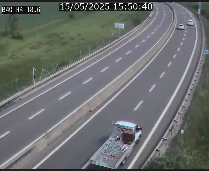 Webcam sur la route de liaison entre Micheville et Esch-Belval à la frontière entre le Luxembourg et la France. Vue orientée vers la Lorraine.