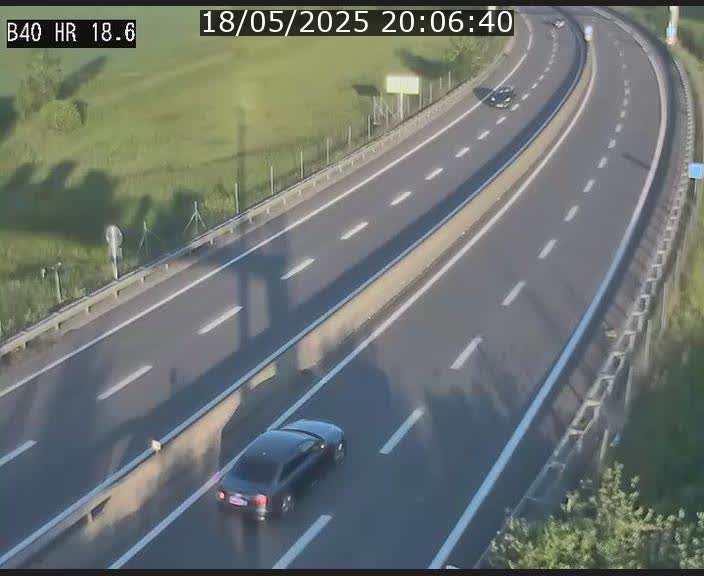Webcam sur la route de liaison entre Micheville et Esch-Belval à la frontière entre le Luxembourg et la France. Vue orientée vers la Lorraine.