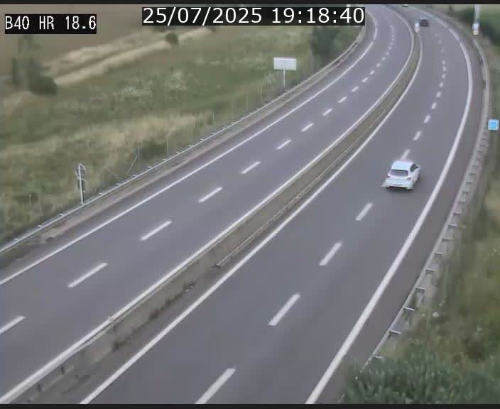 Webcam sur la route de liaison entre Micheville et Esch-Belval à la frontière entre le Luxembourg et la France. Vue orientée vers la Lorraine.