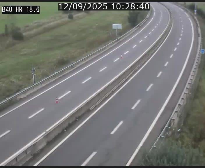 Webcam sur la route de liaison entre Micheville et Esch-Belval à la frontière entre le Luxembourg et la France. Vue orientée vers la Lorraine.