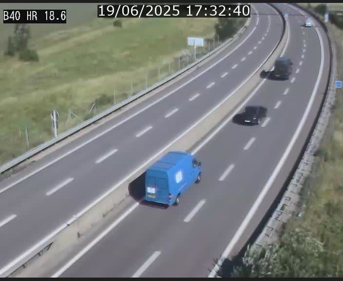 <h2>Webcam sur la route de liaison entre Micheville et Esch-Belval à la frontière entre le Luxembourg et la France. Vue orientée vers la Lorraine.</h2>
