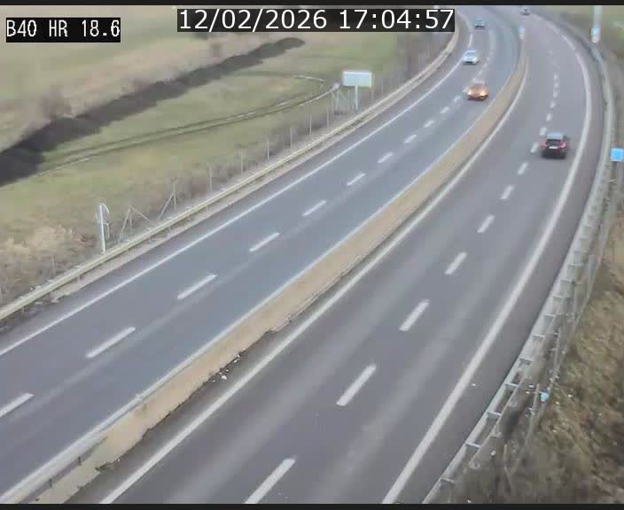 <h2>Webcam sur la route de liaison entre Micheville et Esch-Belval à la frontière entre le Luxembourg et la France. Vue orientée vers la Lorraine.</h2>