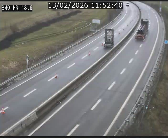 <h2>Webcam sur la route de liaison entre Micheville et Esch-Belval à la frontière entre le Luxembourg et la France. Vue orientée vers la Lorraine.</h2>