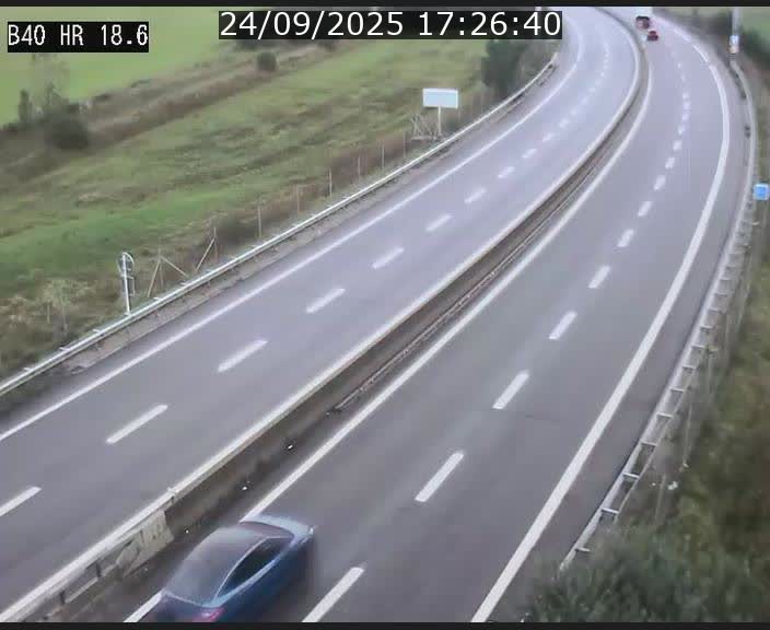 Webcam sur la route de liaison entre Micheville et Esch-Belval à la frontière entre le Luxembourg et la France. Vue orientée vers la Lorraine.