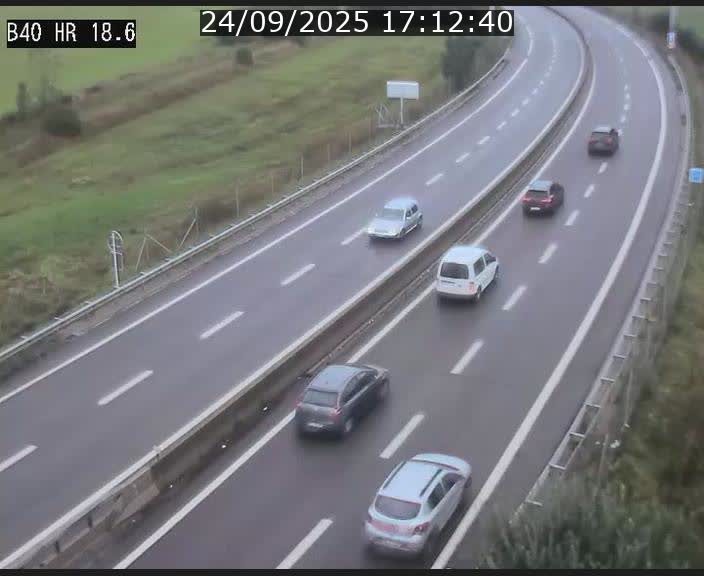 Webcam sur la route de liaison entre Micheville et Esch-Belval à la frontière entre le Luxembourg et la France. Vue orientée vers la Lorraine.