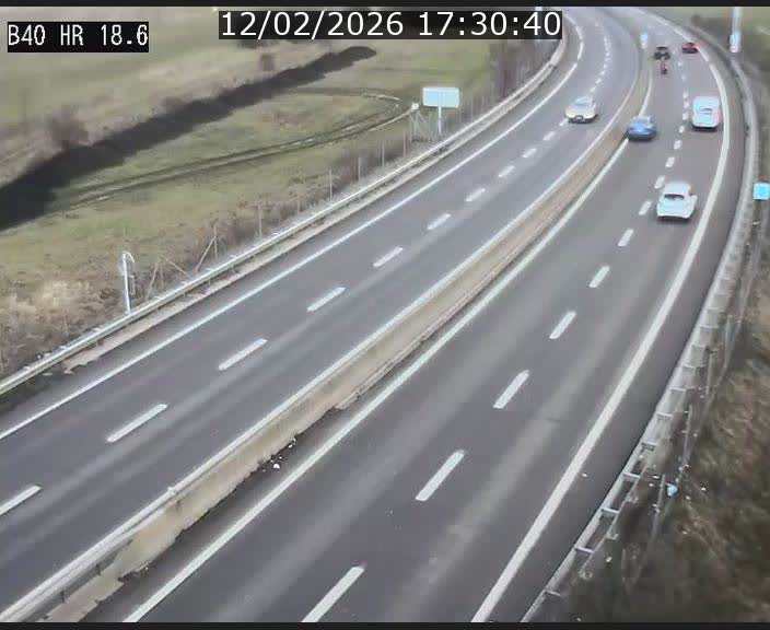 <h2>Webcam sur la route de liaison entre Micheville et Esch-Belval à la frontière entre le Luxembourg et la France. Vue orientée vers la Lorraine.</h2>