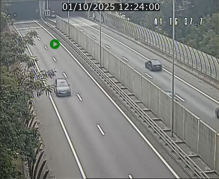 <h2>Traffic live webcam Luxembourg Kirchberg - A1 direction Luxembourg-ville - BK 7.7</h2>