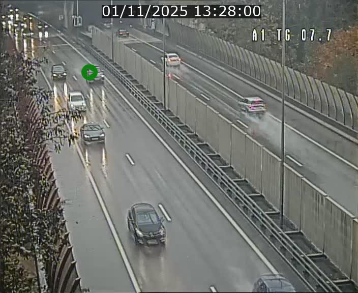 <h2>Traffic live webcam Luxembourg Kirchberg - A1 direction Luxembourg-ville - BK 7.7</h2>