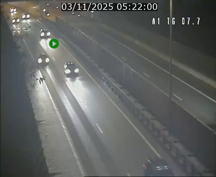 Traffic live webcam Luxembourg Kirchberg - A1 direction Luxembourg-ville - BK 7.7