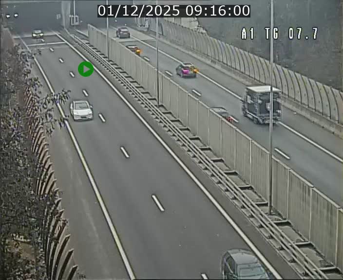 <h2>Traffic live webcam Luxembourg Kirchberg - A1 direction Luxembourg-ville - BK 7.7</h2>
